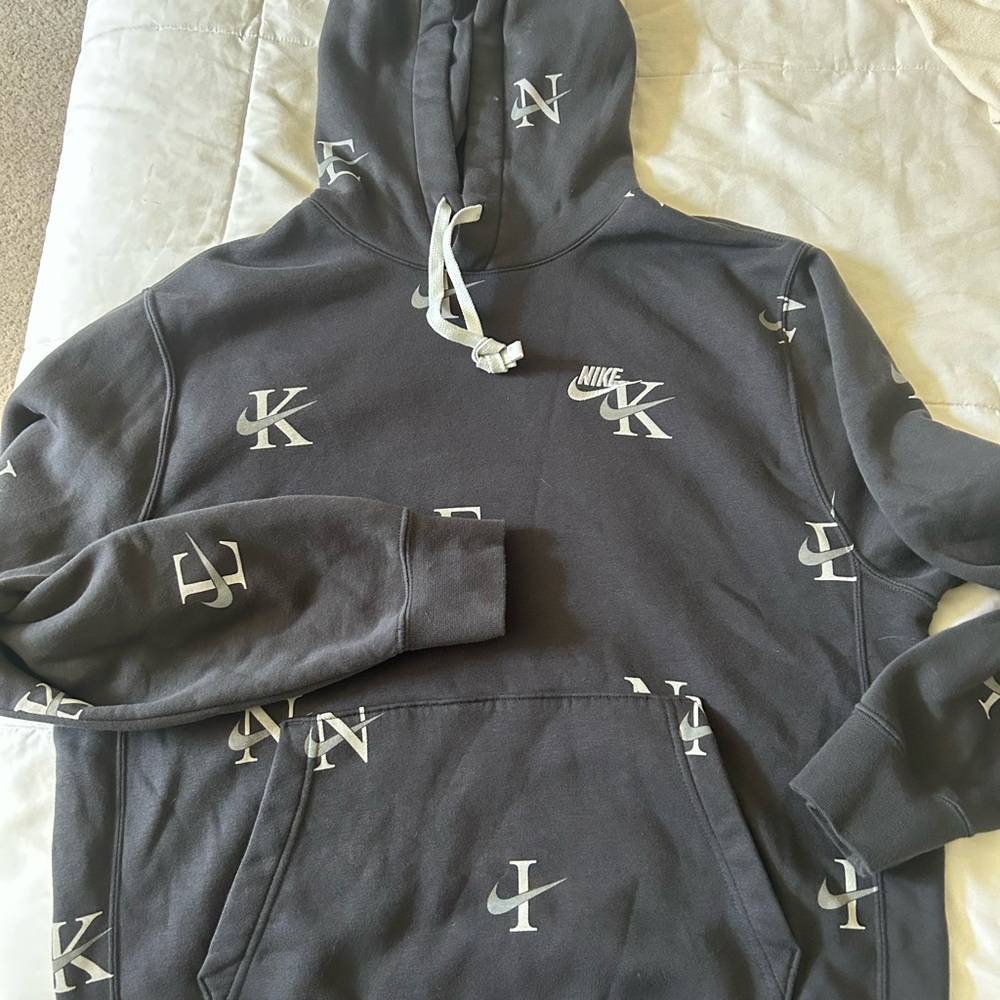 Nike Gray Sweatshirt Casual Comfort